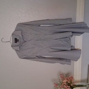 Gracia Monochrome Striped Blouse